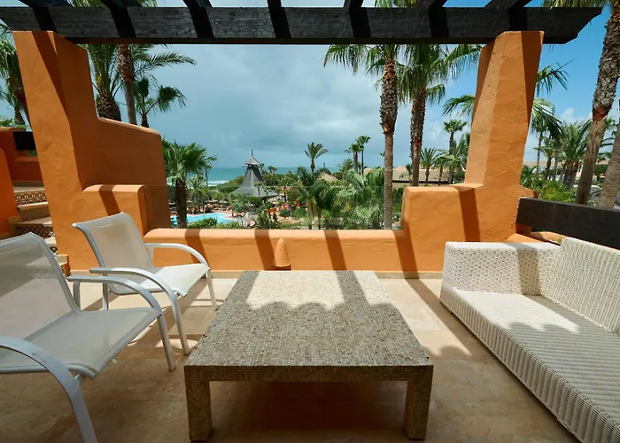 Novo מלון דירות 5*